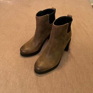 Womens Leather Sorel Boots